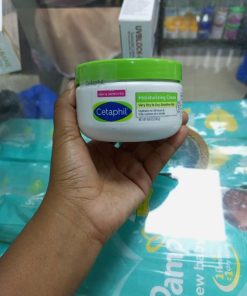 Cetaphil MOISTURIZING CREAM 250g for dry to very dry skin
